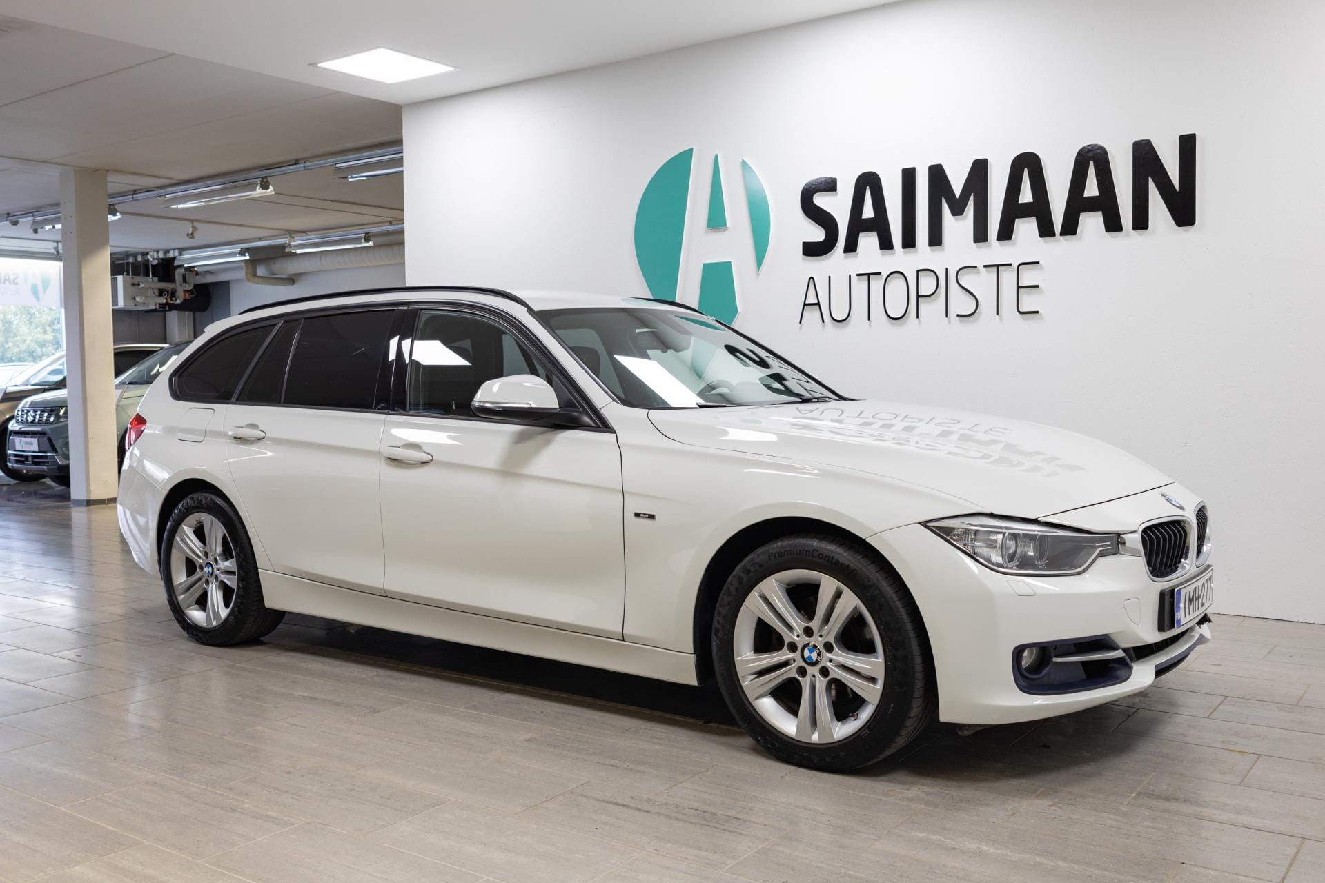 Myydään BMW 320 2015 4