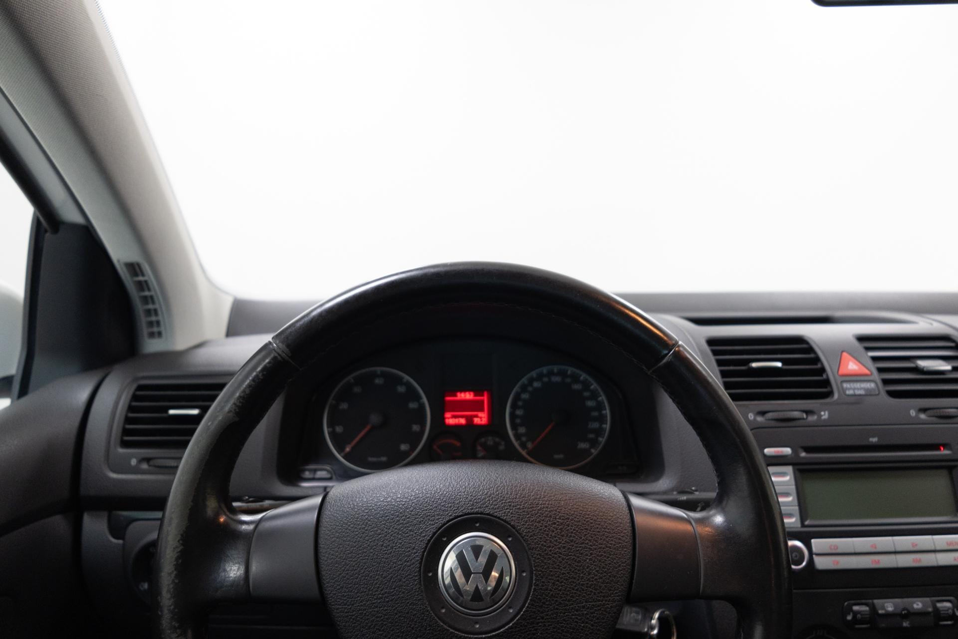 Myydään Volkswagen Golf 2007 10